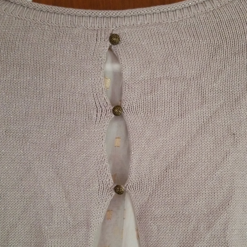 Sweater - Picture 3 of 4